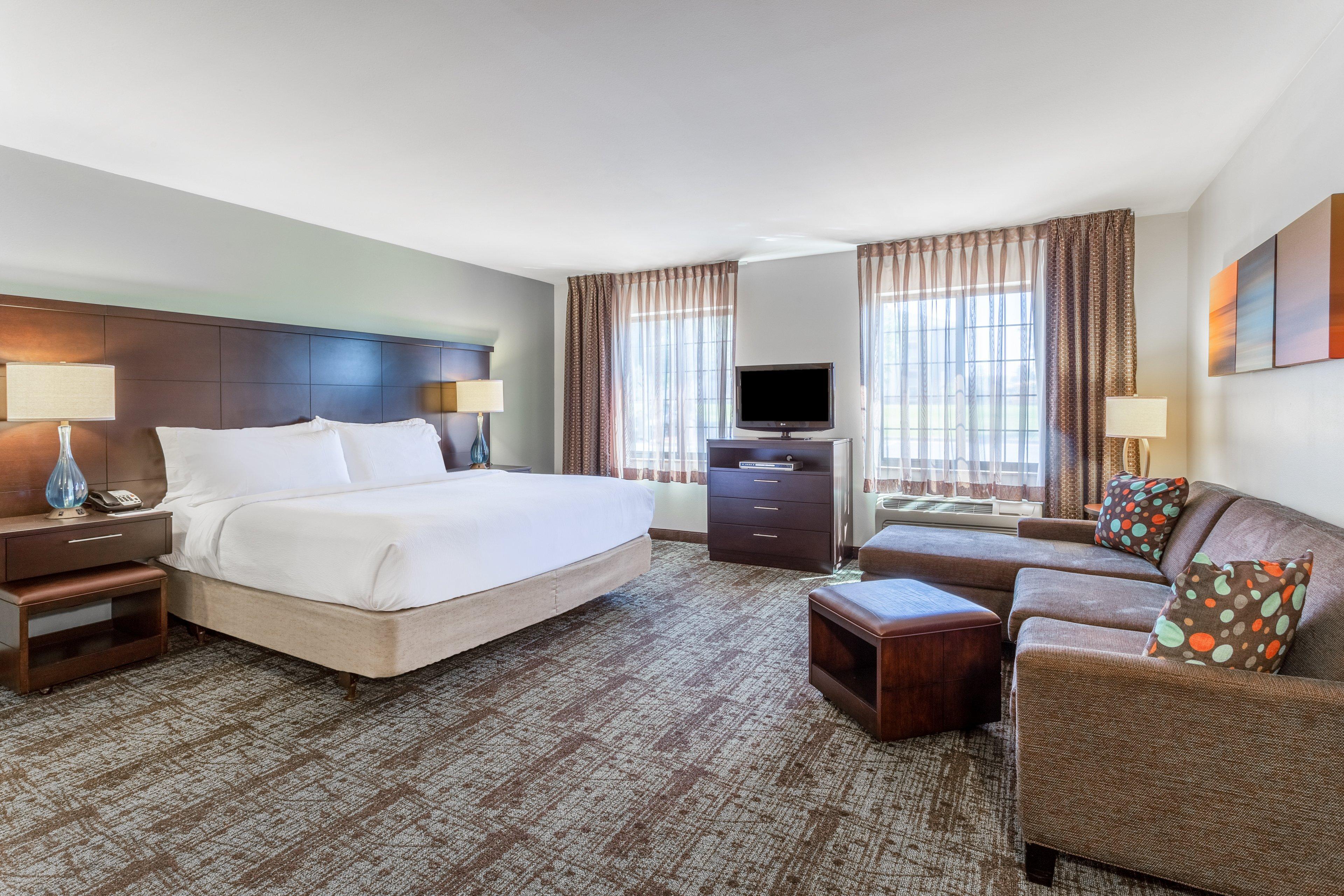 Staybridge Suites Davenport, An Ihg Hotel Bettendorf Bagian luar foto